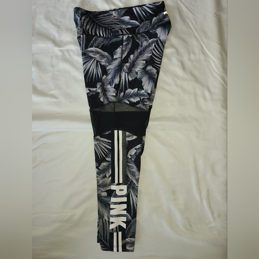 Victoria's Secret PINK Yoga Leggings size Large - Picture 2 of 10